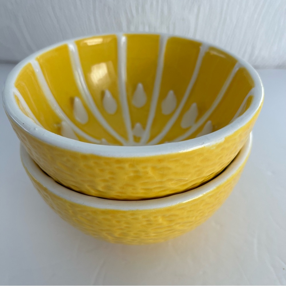 Ceramic Grapefruit Lemon Bowls (2) With Teeth And Textured Exterior